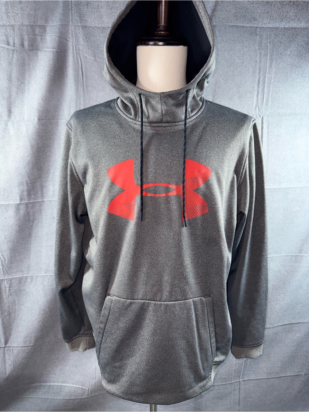 2917-Under Armour Men's Charcoal Gray Hoodie with Red Logo